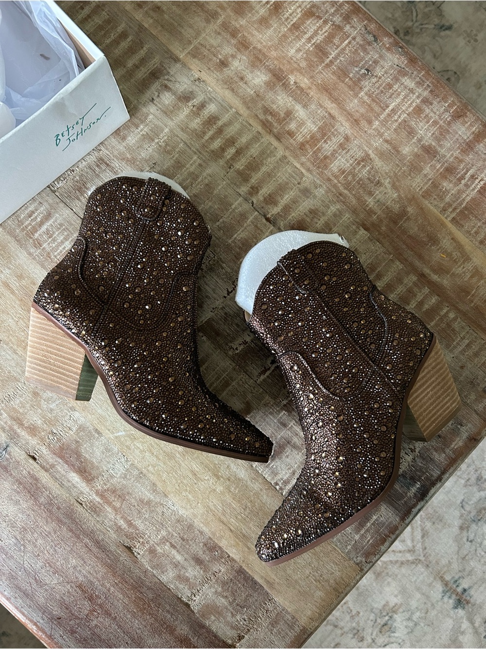 Betsey Johnson brown Emory diva western boots 7.5 shiny brown rhinestones